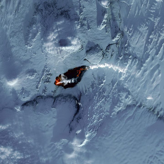 Illustration for article titled Why Are Sea Levels Dropping In Places Closest To The Melting Glaciers?